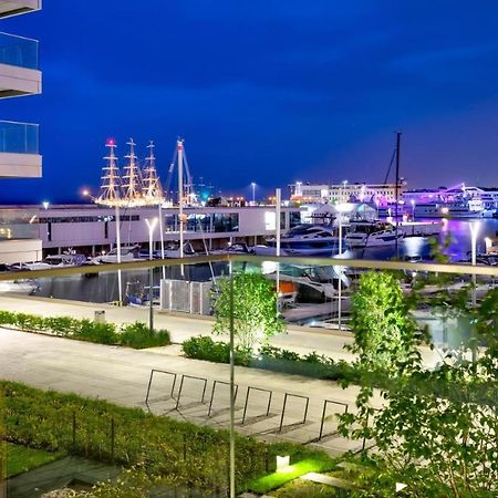 גדינייה Apartament Faltom 26 Yacht Park Z Tarasem מראה חיצוני תמונה