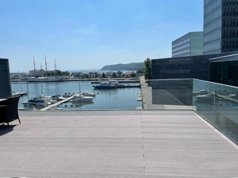 גדינייה Apartament Faltom 26 Yacht Park Z Tarasem מראה חיצוני תמונה