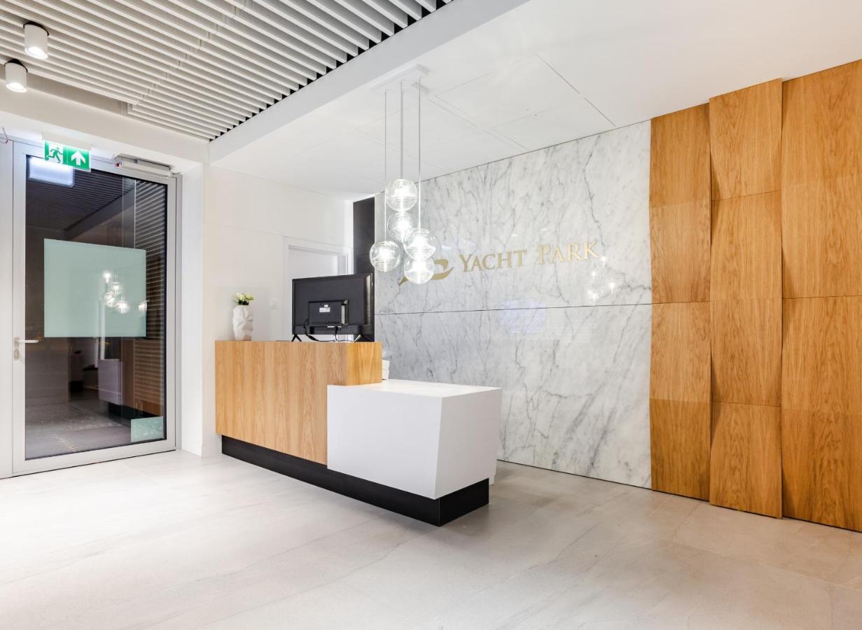 גדינייה Apartament Faltom 26 Yacht Park Z Tarasem מראה חיצוני תמונה