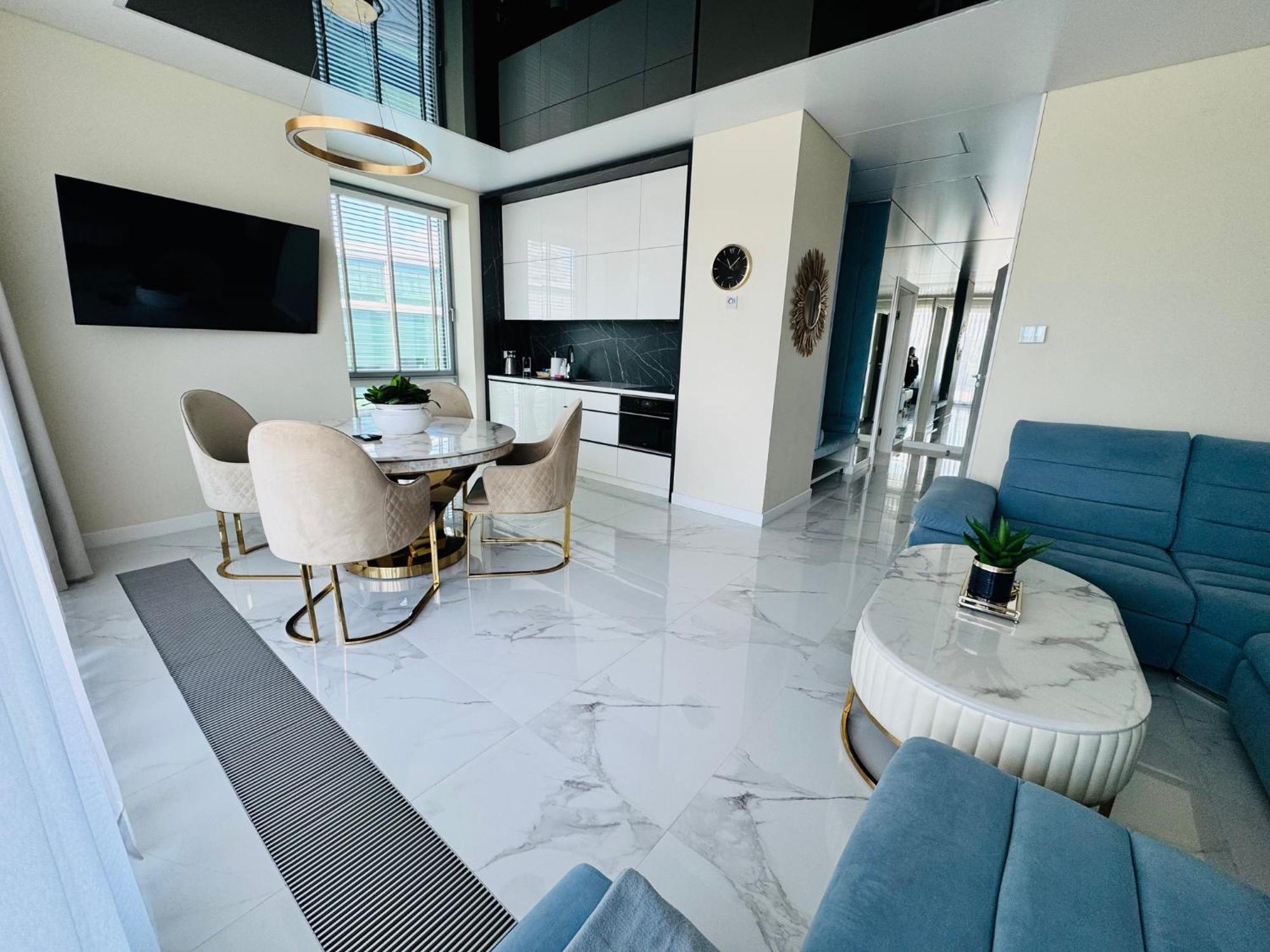 גדינייה Apartament Faltom 26 Yacht Park Z Tarasem מראה חיצוני תמונה