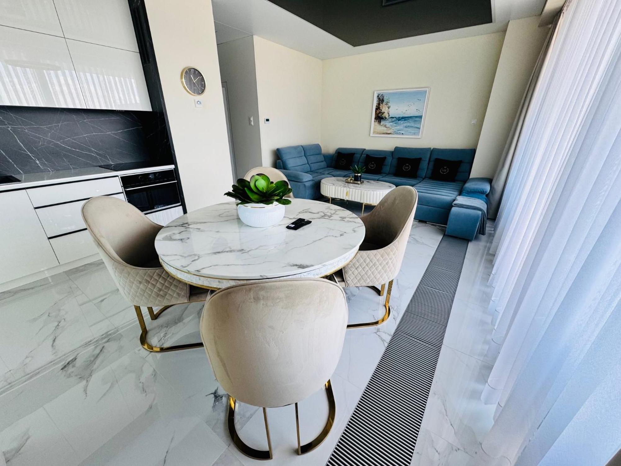 גדינייה Apartament Faltom 26 Yacht Park Z Tarasem מראה חיצוני תמונה